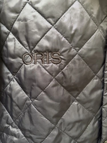 Barbour Men's Liddesdale Quilted Jacket Navy Blue, Size XL Oris Watch Branding image 9