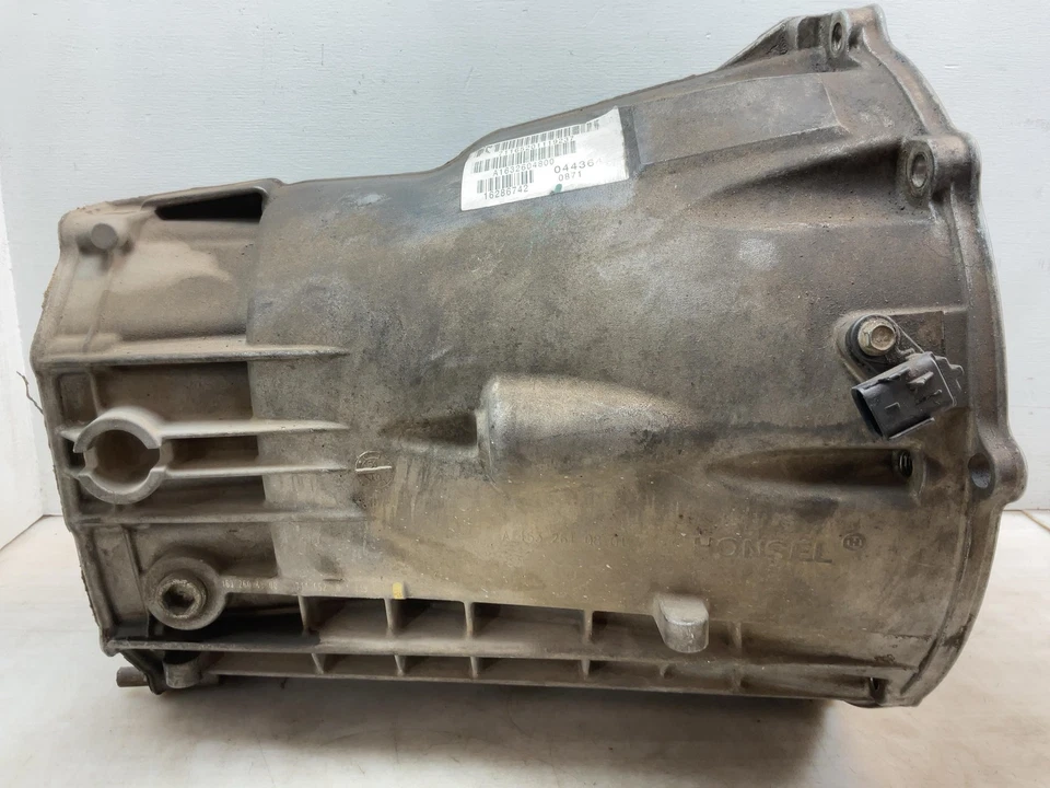 Jeep JK Wrangler 6 Speed Manual Front Transmission Bell Housing 2007-2011 057342 - Image 4 of 4