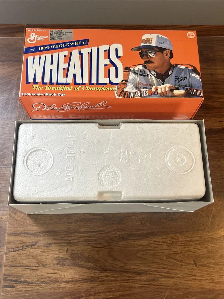 Dale Earnhardt - 1997 #3 Goodwrench Wheaties edición limitada NASCAR usado 1/24 Foto 4 de 4