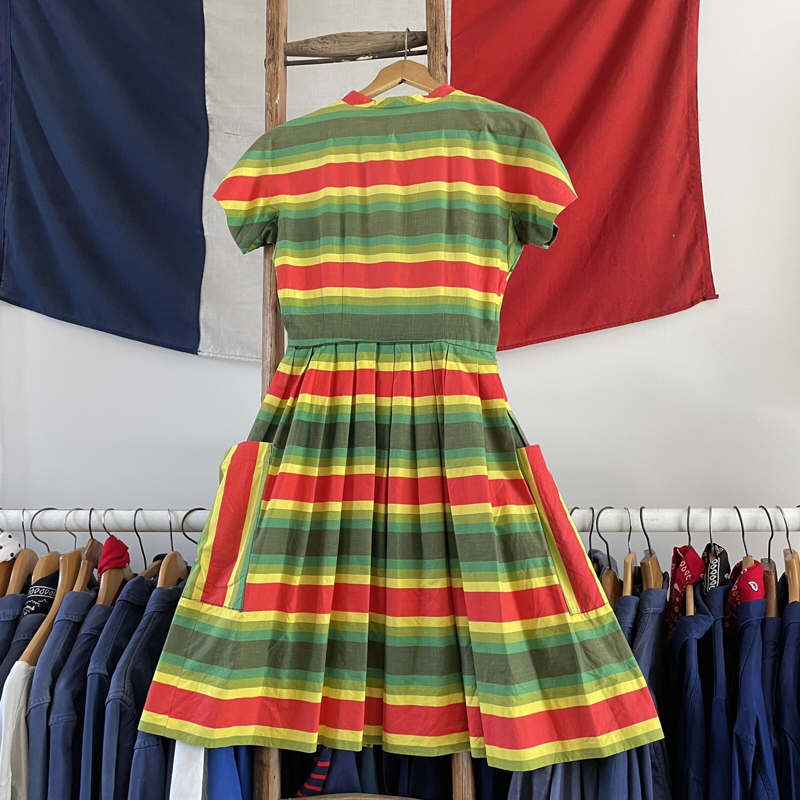 Details zu True Vintage 1950s Bold Striped Cotton Dress UK8 W26” Für eine begrenzte Zeit