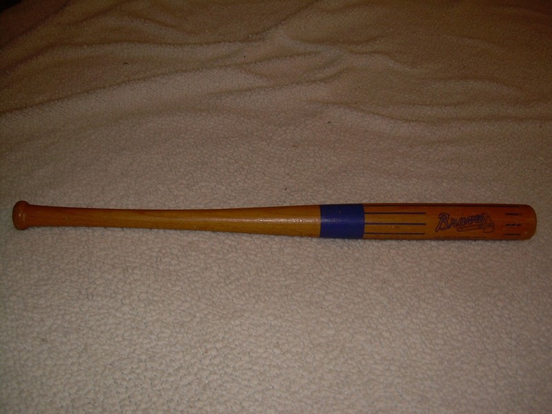 Atlanta Braves 1995 Mini Bassball Bat