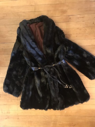 50 % OFF!! Beauiful Mar Del Faux Fur Ladies Jacket w/ Leather Belt High Quality - Picture 2 of 8
