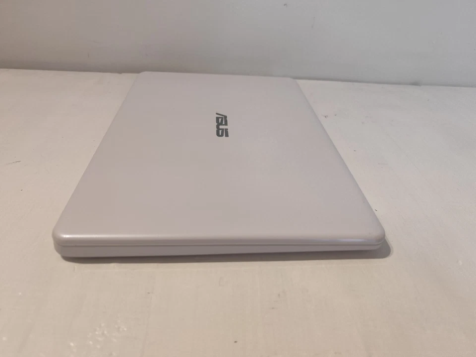 NOTEBOOK ASUS E406S INTEL CELERON N3050 4GB RAM 64GB HD WIN10 WEBCAM - Immagine 4 di 4