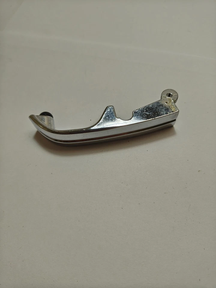 Dodge Dart Valiant 1968-1970 Plymouth cuarto ventana mango cromado 2842538 nuevo en stock Foto 2 de 4