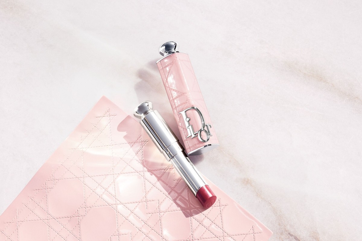 Dior Addict Eau de Toilette ギフトボックス付き Amazon.com : CHRISTIAN DIOR Addict Dior Eau de Toilette