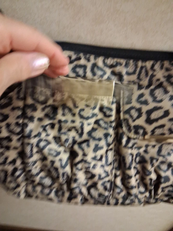 BOLSA ANTI-ROUBO TRAVELON GRANDE 15x9x4 tamanho - Imagem 2 de 4