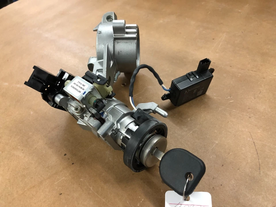 2016 chevy equinox ignition w/ key 2010-2016 - Image 2 of 4