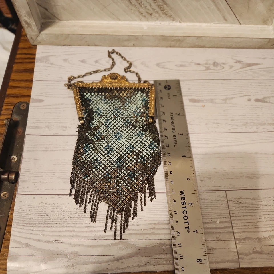 ANTIGUO MONEDERO MANDALIANO ART DECO MALLA ESMALTADA ALETA AÑOS 20’s Foto 2 de 4