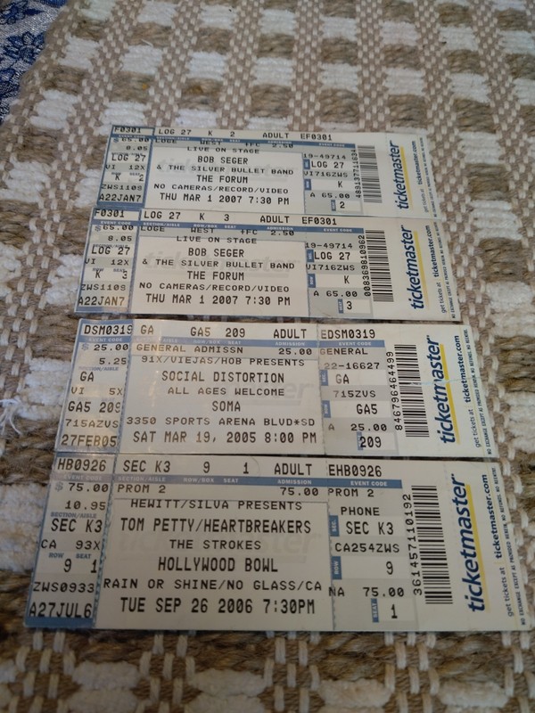 Lot Of 4- VINTAGE TICKET STUBS - Tom Petty Social Distortion Bob Segar