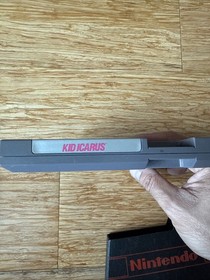 Kid Icarus (Nintendo NES, 1987) &ndash;  With Box And Sleeve. 5 Screw Cartridge