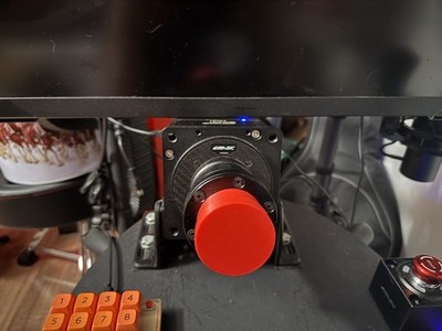 New Simagic Alpha U Ultimate Direct Drive Wheel Base