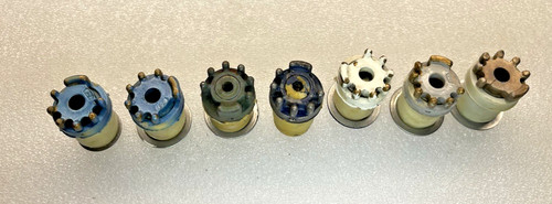JOHNSON EVINRUDE 9.9HP 15 HP TILLER HANDLE GEAR & BUSHING 1974 - 1985 389720 One