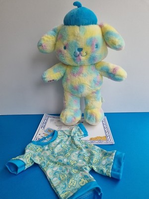 Hello Kitty Build A Bear Pompurin Pastell Regenbogen & Schlafanzug von Sanrio Brandneu mit Etikett 
