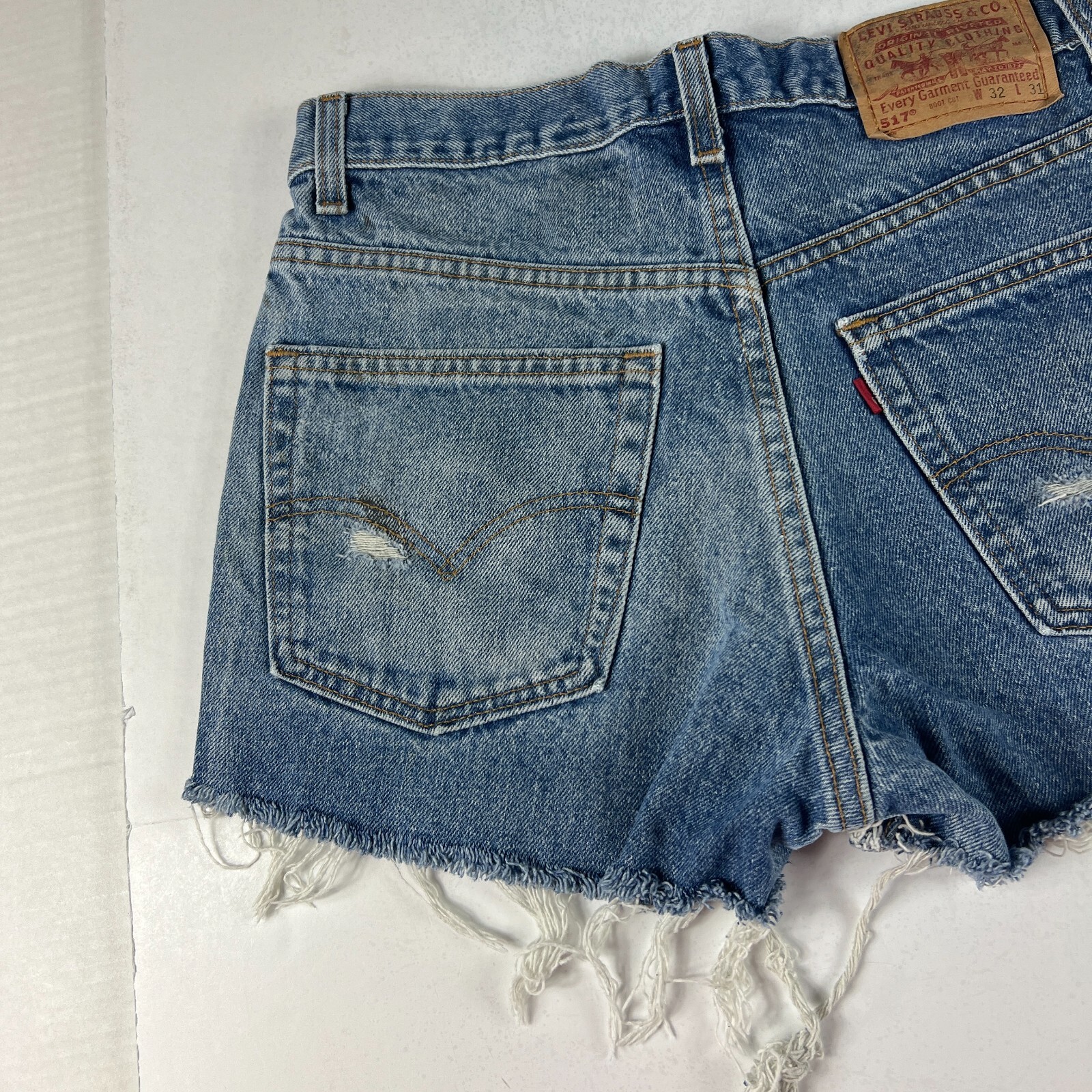 VTG 90s Levi's Jean Shorts Mens 30* 517 Blue Cut Off Thrashed Denim Jorts Tag 32