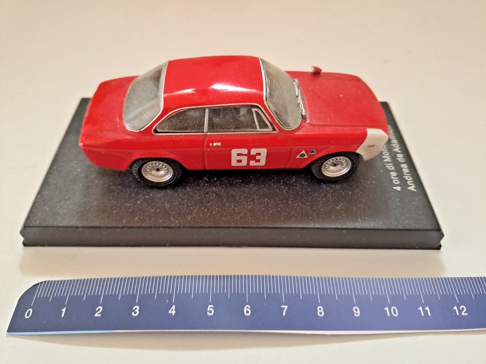 Giulia Sprint GTA 4 ore di Monza 1966 Andrea Adamich - Immagine 3 di 4