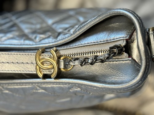Authentic Chanel Gabrielle bag Metallic Silver, authentic card,dust bag and box - Picture 4 of 11