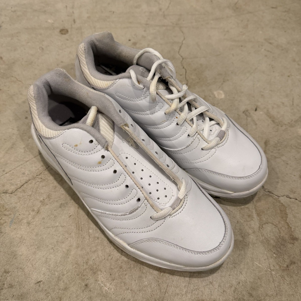m NIKE Vintage 90s Womens 8 WIDE White Leather Course Air Access
