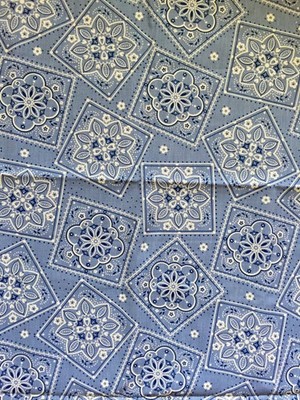 2yd cut Cheater Quilting Fabric cotton blue Vintage New