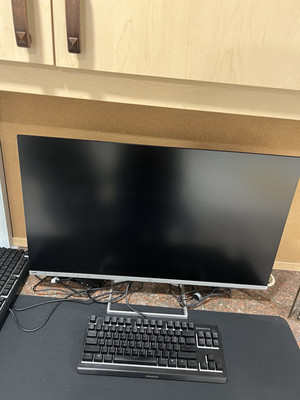 HP Monitor/Steel Series Apex 3 TKL