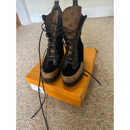 Louis Vuitton Laureate Platform Desert Boots Monogram Chunky Women's 41