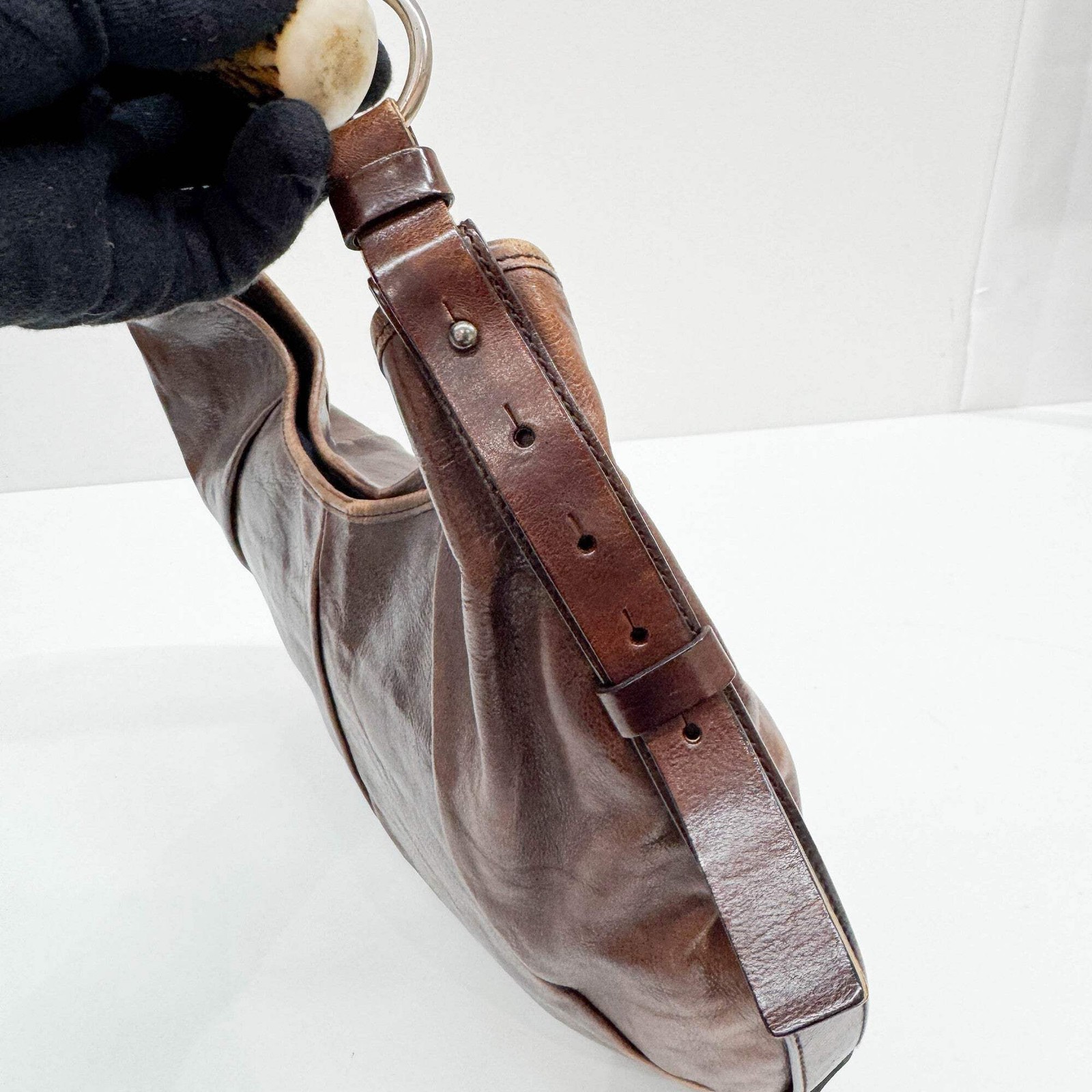 SAINT LAURENT Mombasa Brown Leather Shoulder Bag thumbnail 11