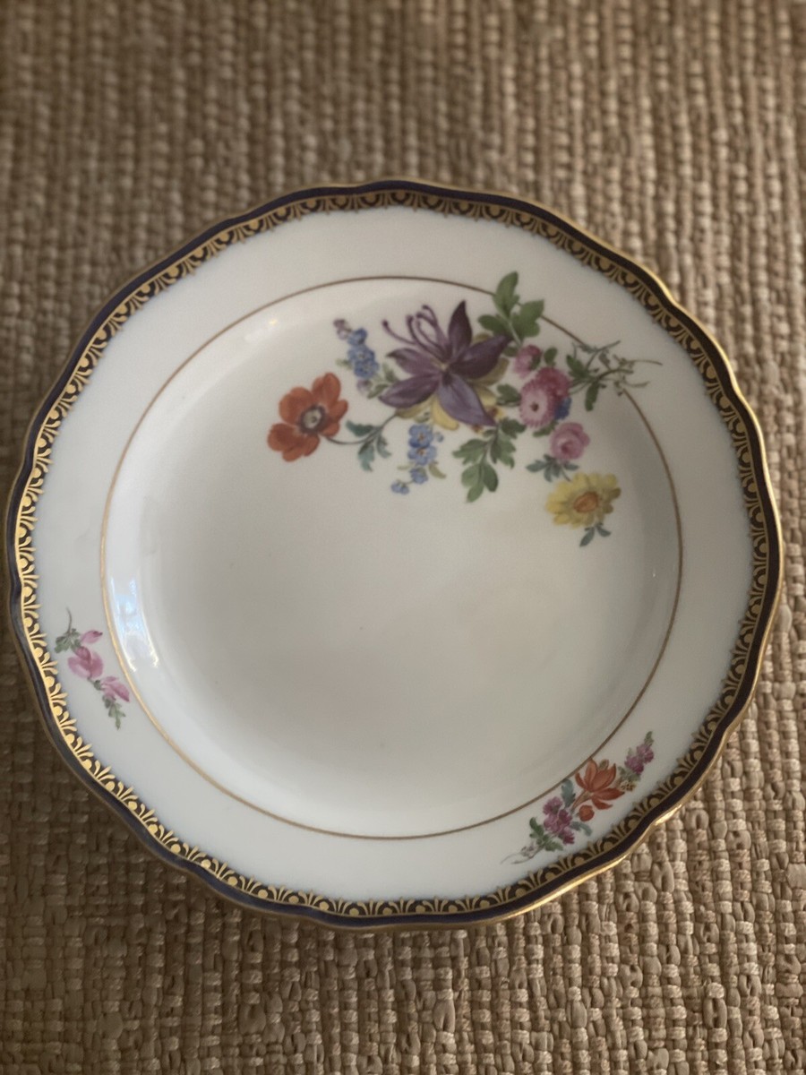 A Kante by MEISSEN c1924 Plate Cobalt Floral 7” Crossed Swords