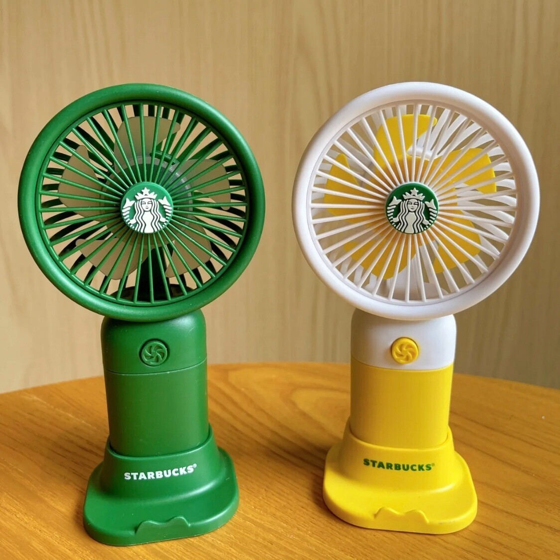Starbucks China ミニ扇風機 グリーン　スタバ Starbucks China ミニ扇風機 グリーン スタバ 楽天市場】【海外