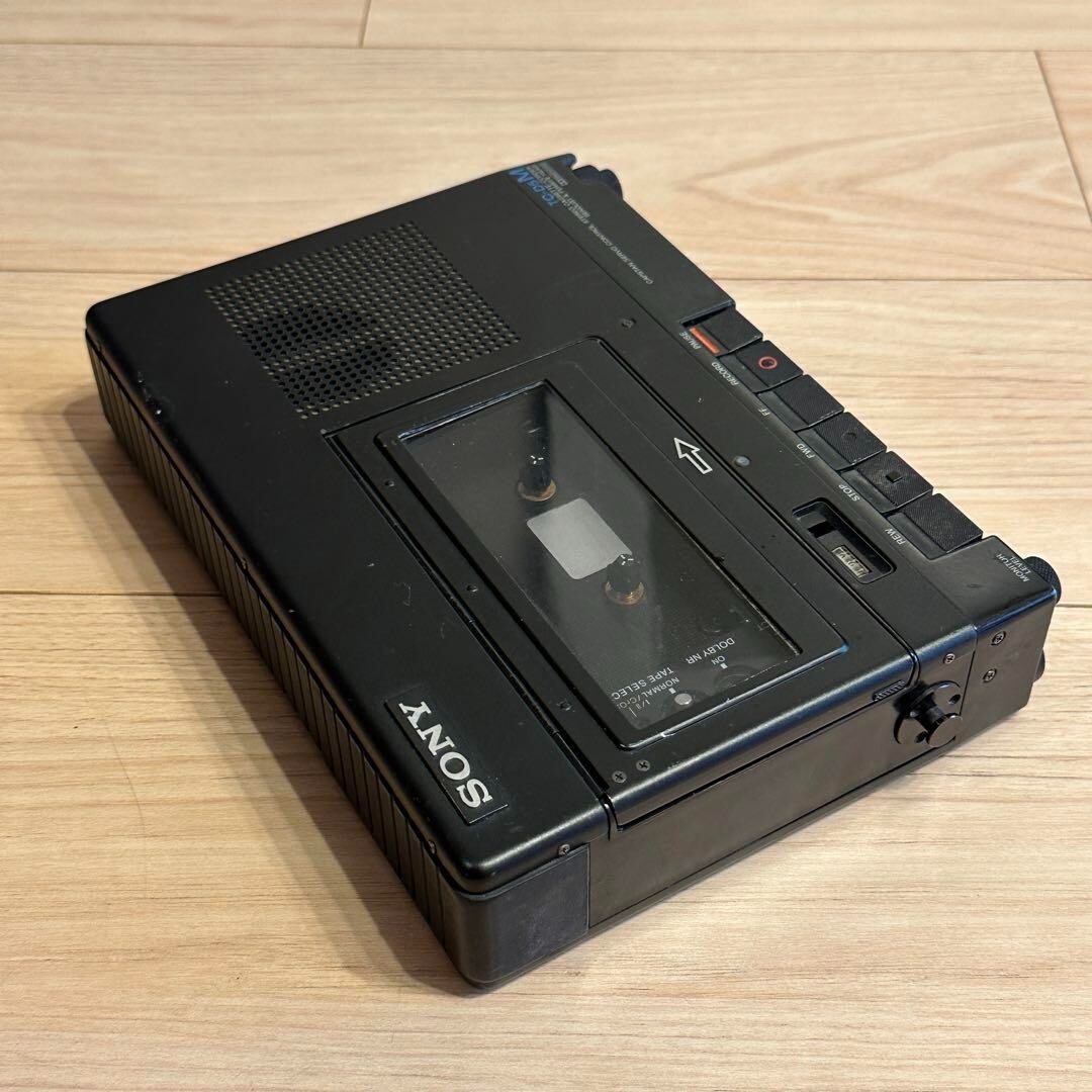 Sony TC-D5M 1980s Vintage Portable Stereo Cassette Recorder Sony TC-D5M 1980s Vintage Portable Stereo Cassette Recorder
