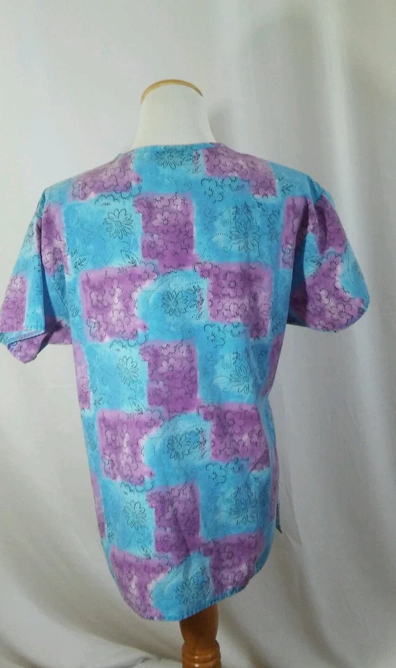 CREST Women's Scrubs Shirt Top Sz S Short Sleeve - Image 3 of 4