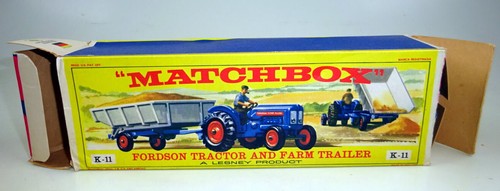 Matchbox K-11A Fordson Tractor & Trailer ORANGE plastic wheels near mint / boxed - Picture 8 of 9