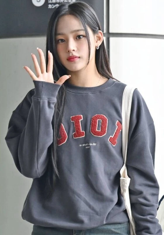 New Jeans MINJI OiOi Signature Logo Boucle Embroidery Sweatshirts Free  Shipping