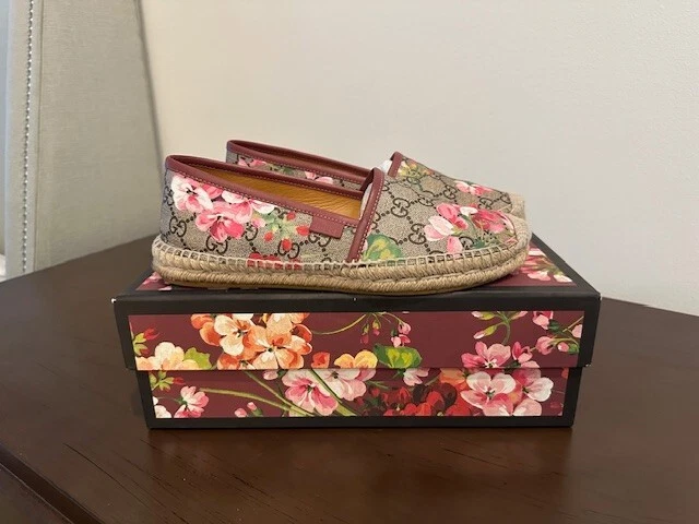 Espadrille plate rose Gucci GG Blooms taille 38,5