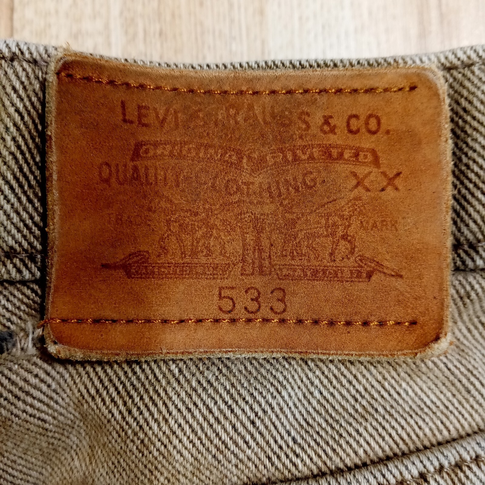 Picture 3 of 10