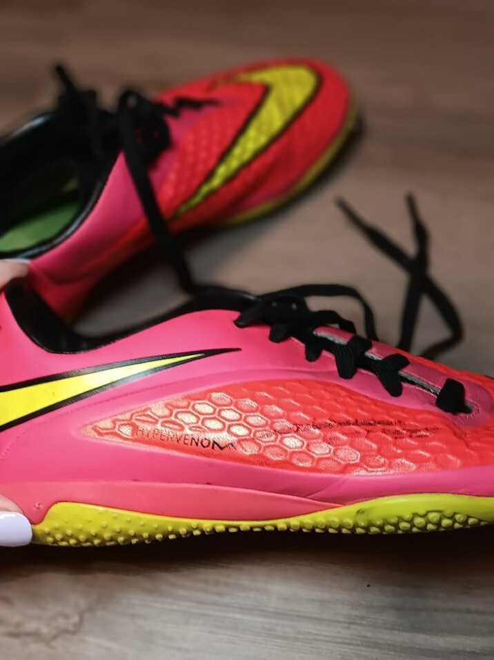 ナイキHYPERVenom Nike Hypervenom Phinish Radiant Reveal FG White Black Total