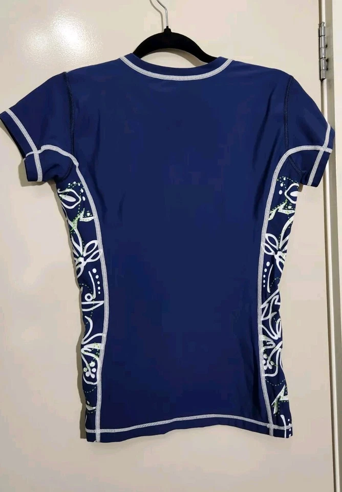 Camisa Rusty Rash Damas Talla S Azul Manga Corta Chaleco Natación Top Sol Inteligente Logo Foto 3 de 3