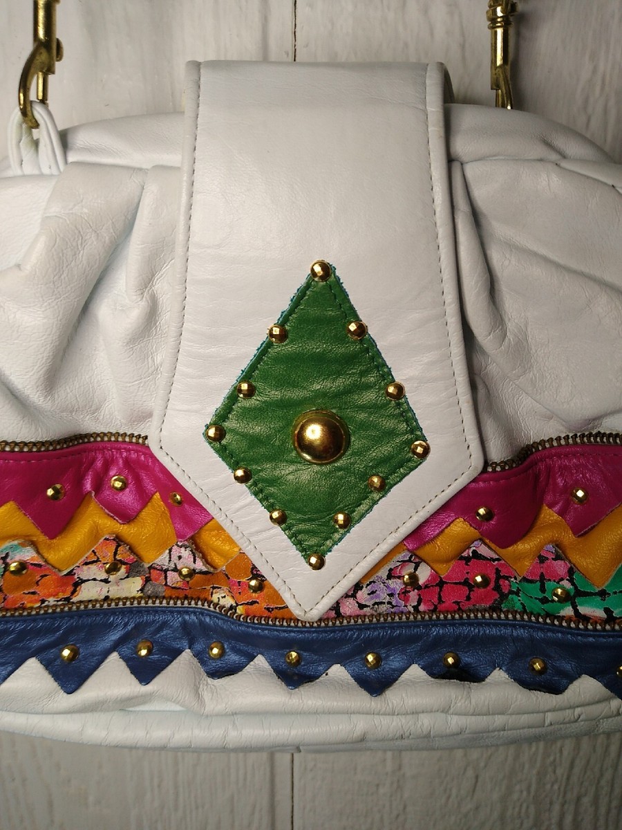 【SARTU】LYV Shoulder bag_2colors Designer fashion, Seoul-fully created | W Concept