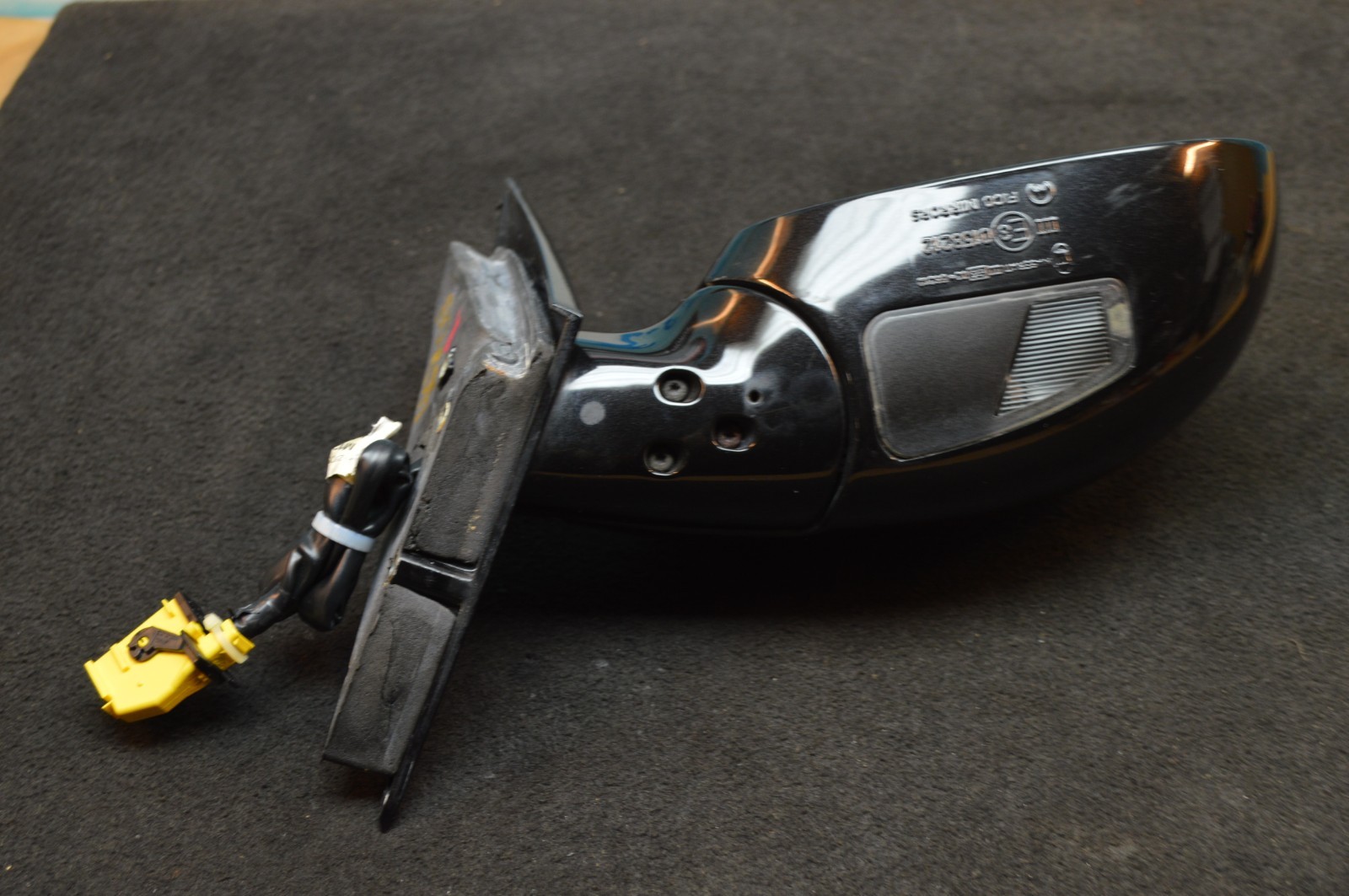 2006 M139 MASERATI QUATTROPORTE RIGHT PASSENGER SIDE DOOR  MIRROR  BLACK