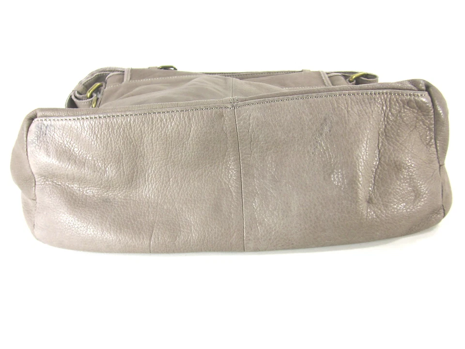 AZUL CHOCOLATE, HOBO MUJER CUERO CON BOLSILLOS SOLAPA, TOPO, 16'X14"X6" Foto 3 de 4