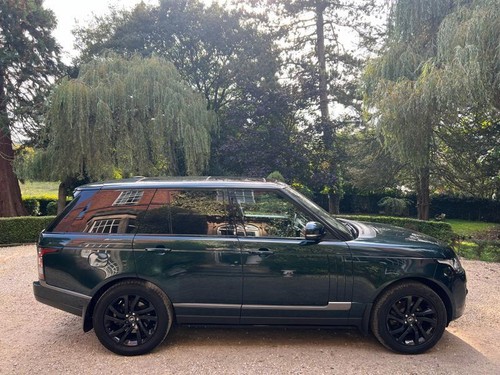 Land Rover Range Rover 3.0 TD V6 Vogue SUV 5dr Diesel Auto 4WD Euro 5 (s/s) (258