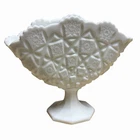 Vintage White Milk Glass  Old Quilt Scalloped Edge Footed Fan Vase 7”