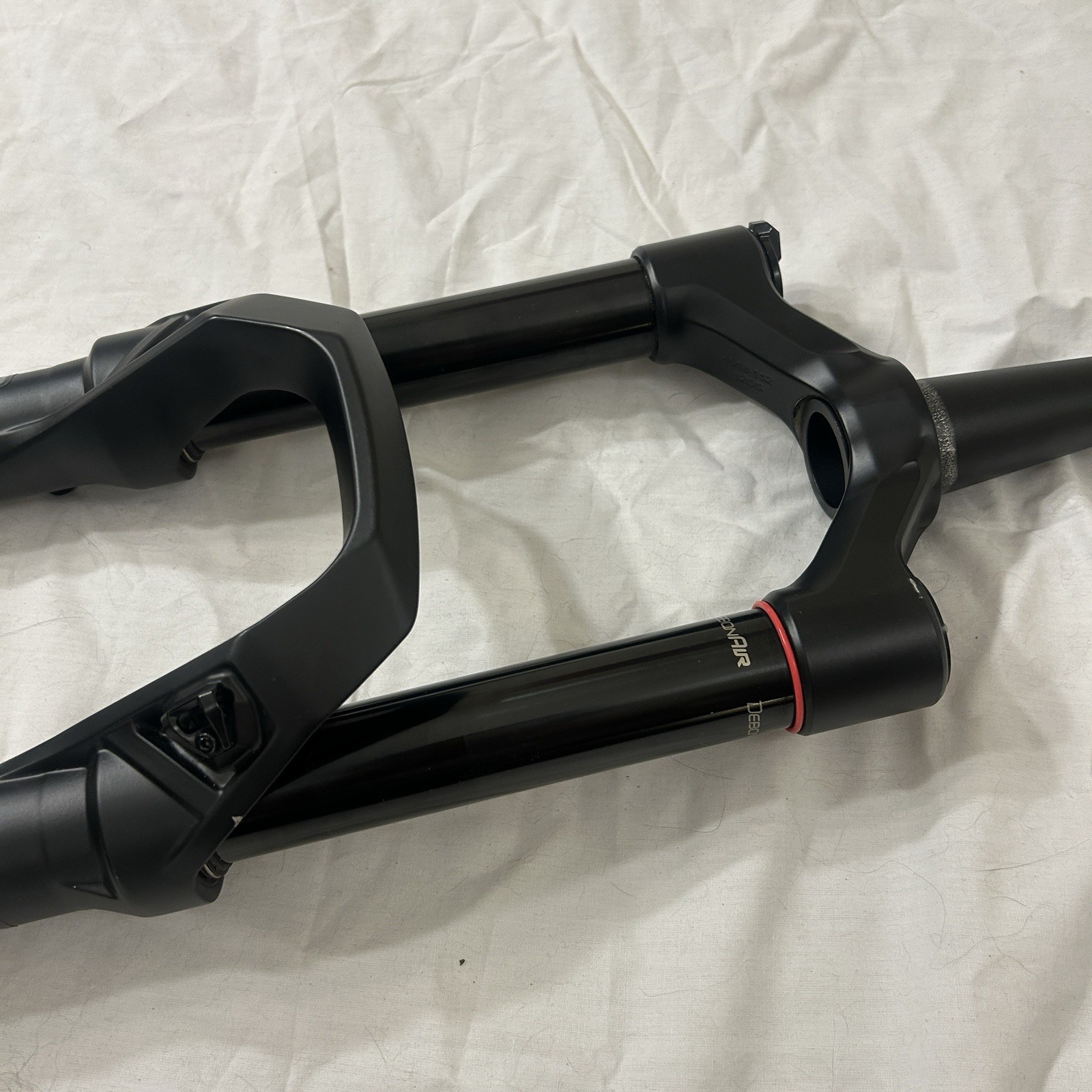 RockShox 2023 Lyric Select Matte Black 29 Fork 160mm 15x110 MTB Mountain Bike