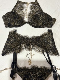 Soiree Set: Agent Provocateur Bra, Waspie (suspenders), Knickers - High Glam