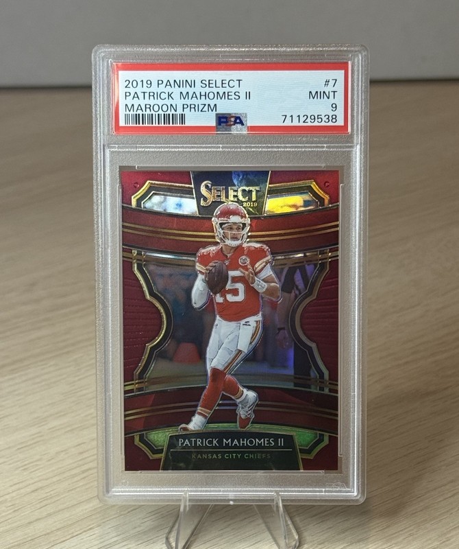 Patrick Mahomes II 2019 Panini Select Concourse Maroon Prizm /149 PSA 9 Chiefs 7