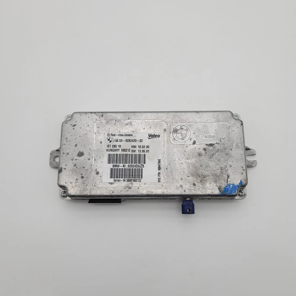 11-17 BMW F01 F06 F10 F12 F22 F23 F30 F32 F36 REAR VIEW CAMERA CONTROL MODULE - Image 3 of 4