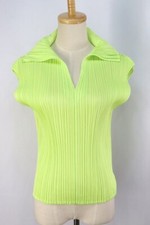PLEATS PLEASE Yellow Green Sleeveless Top 086 2481