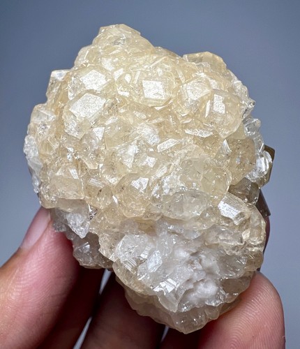 109 GM Ultra Rare New Found White Garnet Crystals Bunch On Matrix @ArangBarang - Picture 17 of 17