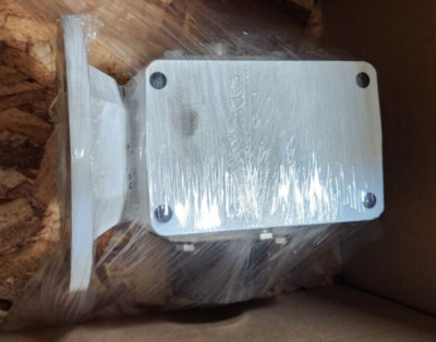 Grove Reducer Single Reduction Size 821 Case 56C Frame  GRL-WHMQ821-40-H1-56-20