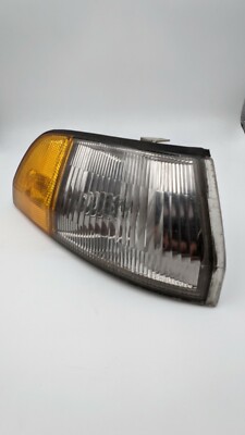 90-93 OEM US Acura Integra passenger fender corner signal light