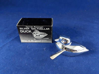 1 Oneida Wm A ROGERS Silver DUCK Salt Cellar /& spoon Tarnish Resistant