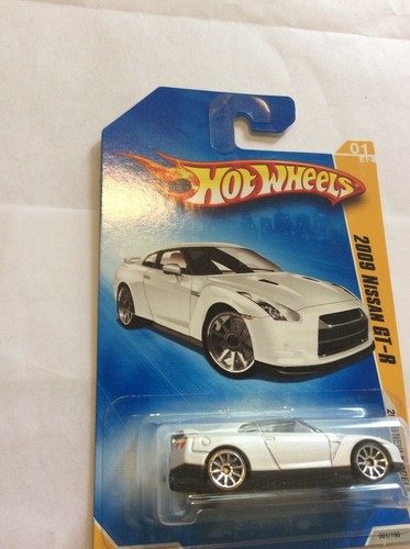 Hot Wheels 2009 Nissan GT-R lot (x3) white silver New Models, Black Nightburnerz - Picture 8 of 12